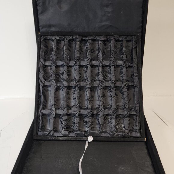 Chess set Storage Box Black Velvet Gift Box for jewelry and personal storage - Picture 6 of 17